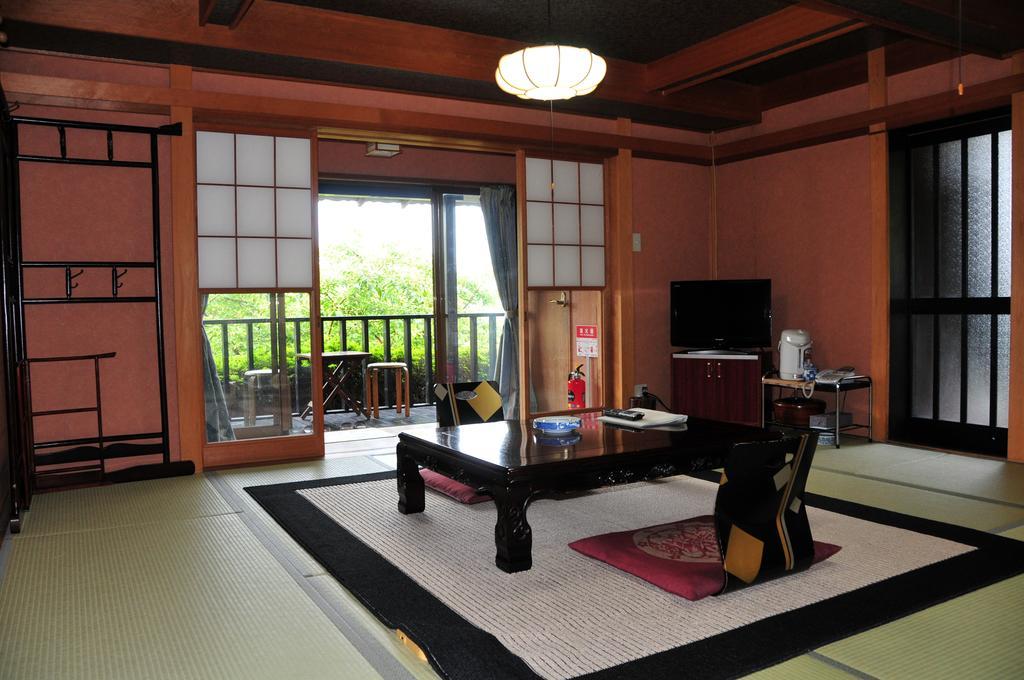 Yokohama Fujiyoshi Izuten Ito  Bagian luar foto